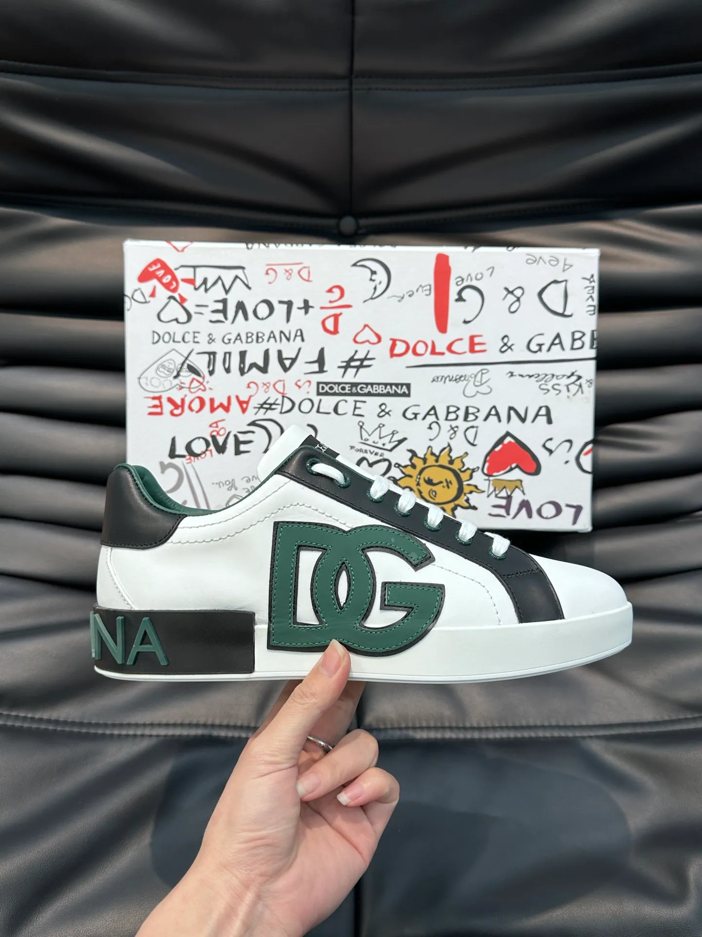 Men's shoes 💰p400 "DG" premium men's casual sports shoes! Imported original cowhide, imported original hardware, exquisite and luxurious, super A level! Compared with the genuine product at the counter, the version is no worse at all! Size:38-45 (46 customized)